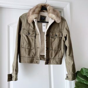 Olive Green Faux Fur Collar Jacket